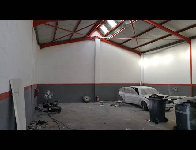 140M² FACTORY TO LET IN KILLARNEY GARDENS